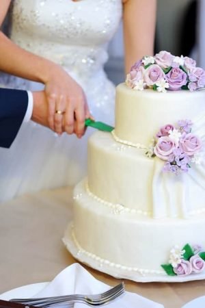 costco-wedding-cakes-on-a-budget-life-love-and-dirty-dishes-wedding-cakes-costco